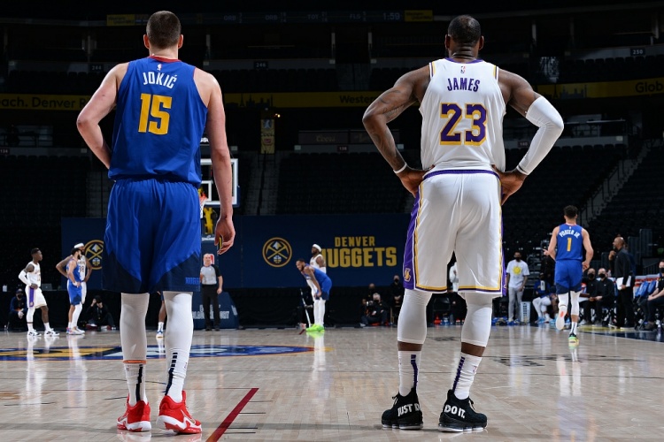 STAR SPORTS-Scout连续十二场比赛得分超过连败，勇士挑战极限！的简单介绍